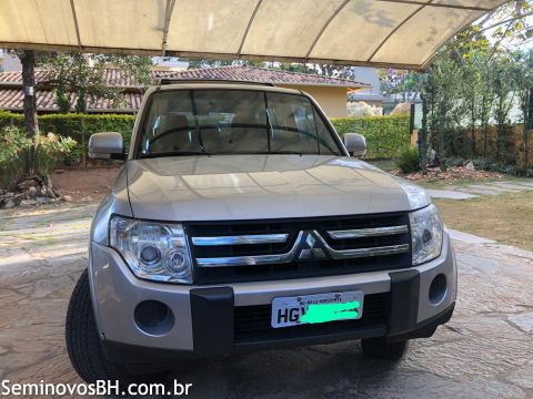 Mitsubishi Pajero Full Mitsubishi Pajero Full