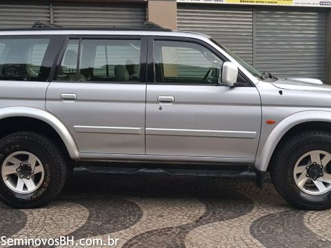 Mitsubishi Pajero Sport Mitsubishi Pajero Sport