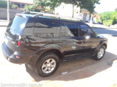 Mitsubishi Pajero Sport Mitsubishi Pajero Sport