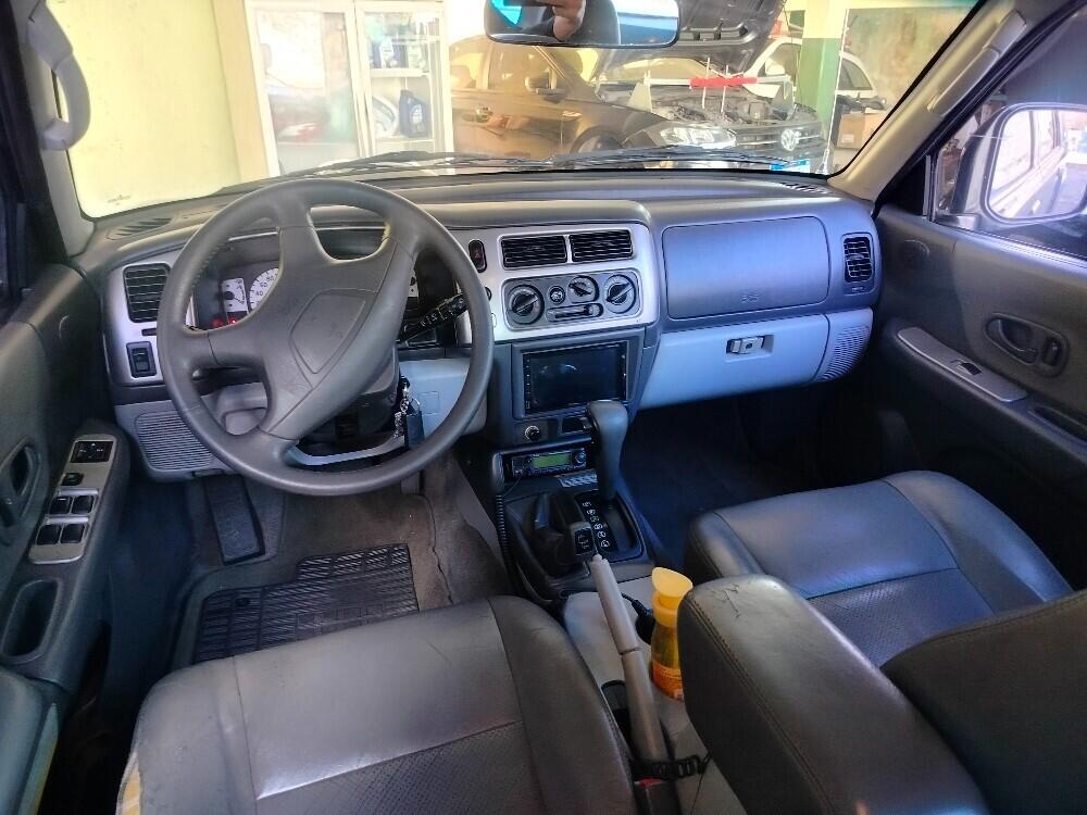 Mitsubishi L200