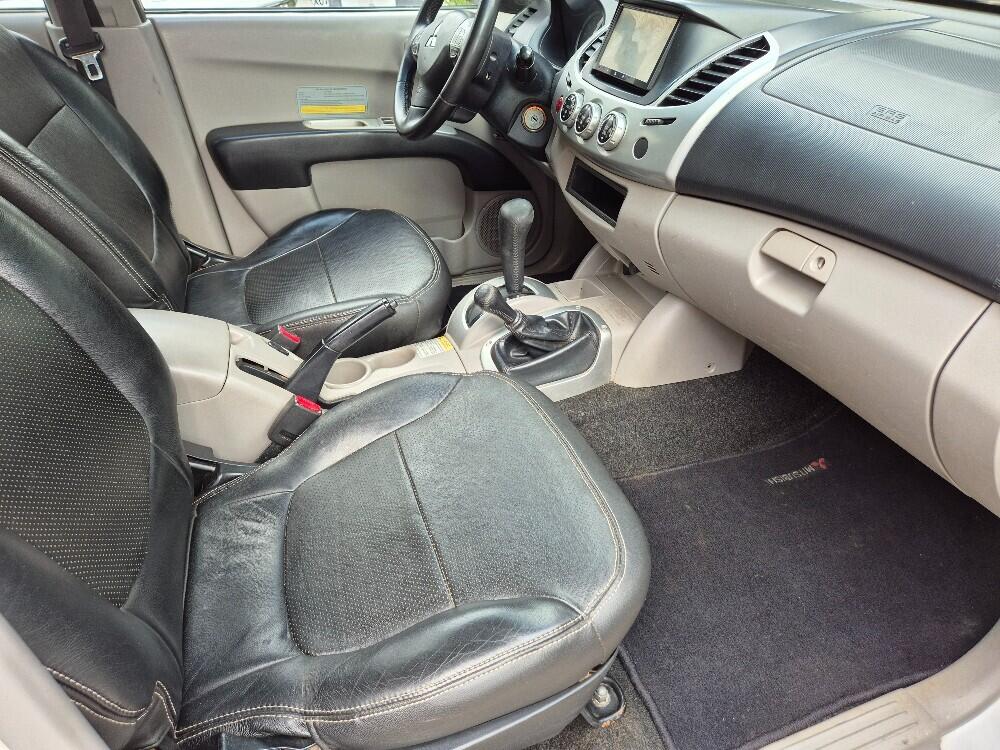 Mitsubishi L200