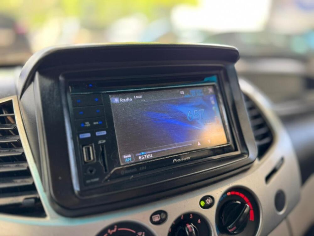 Mitsubishi L200