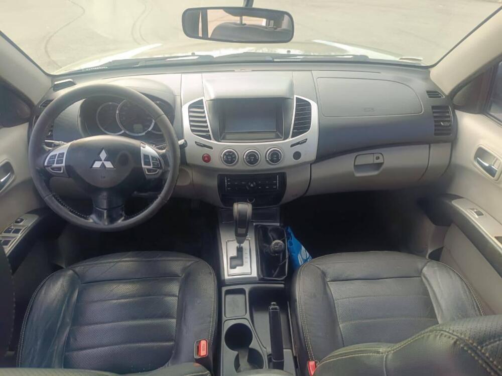 Mitsubishi L200