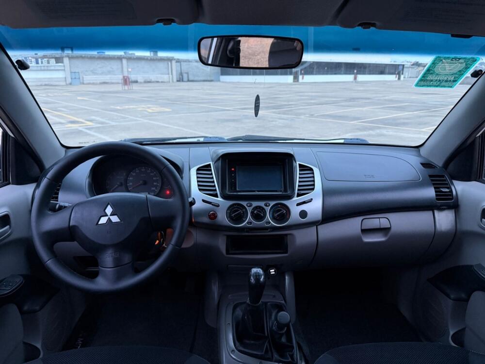 Mitsubishi L200
