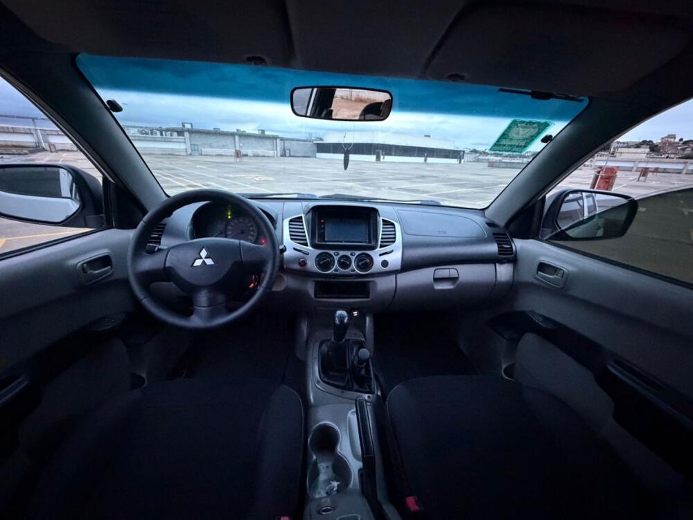 Mitsubishi L200