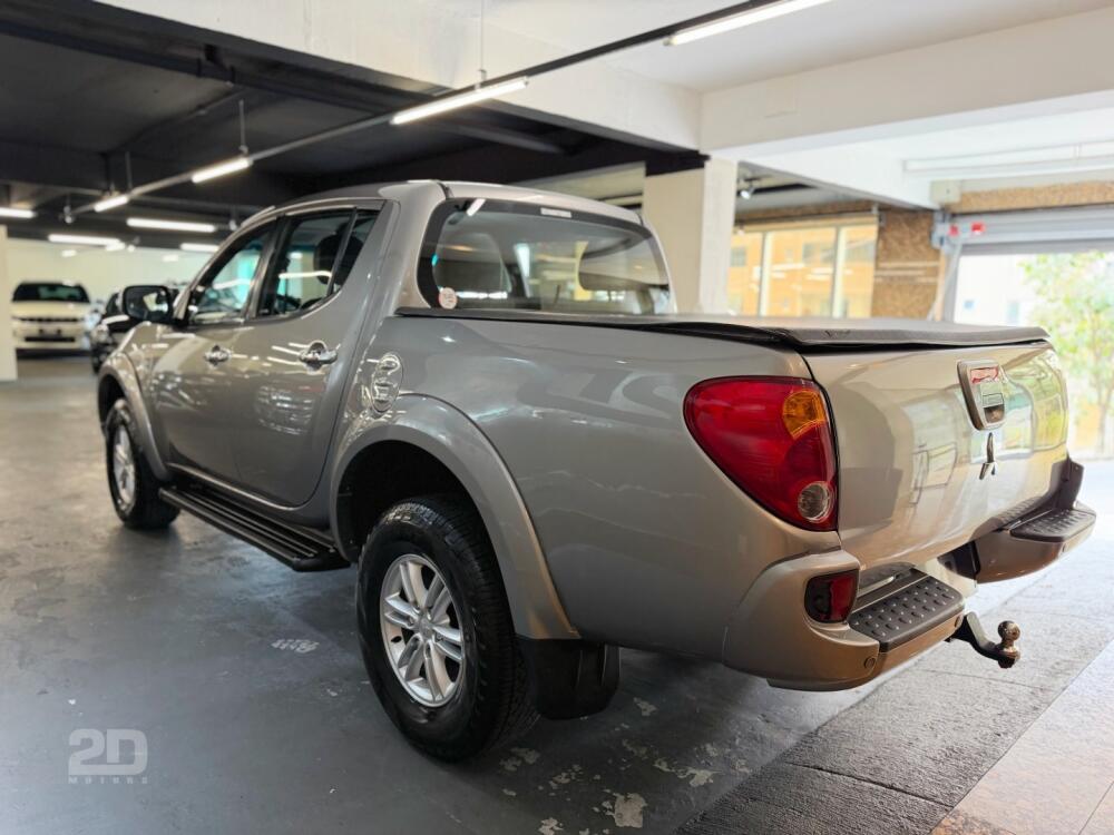 Mitsubishi L200