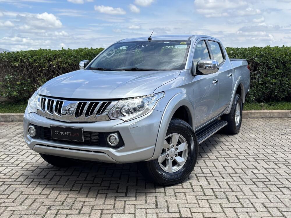 Mitsubishi L200 SPORT 2.5 4X4 CD TURBO DIESEL 2017