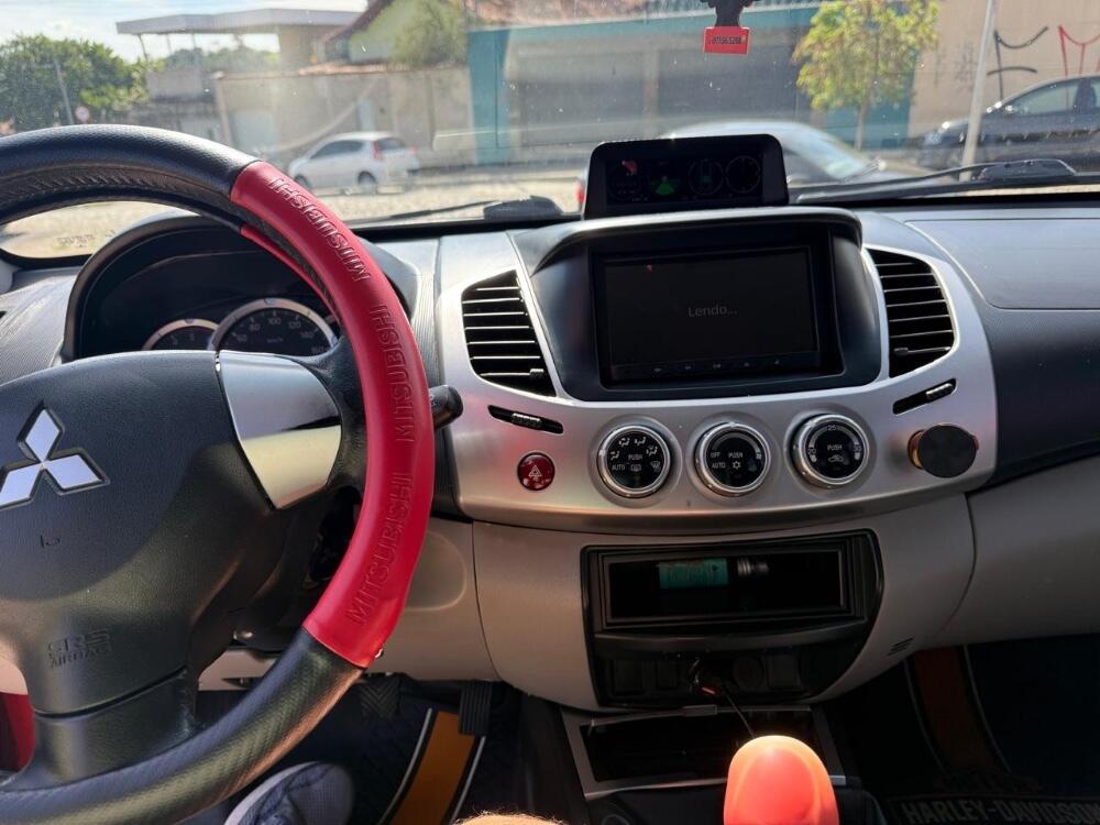 Mitsubishi L200