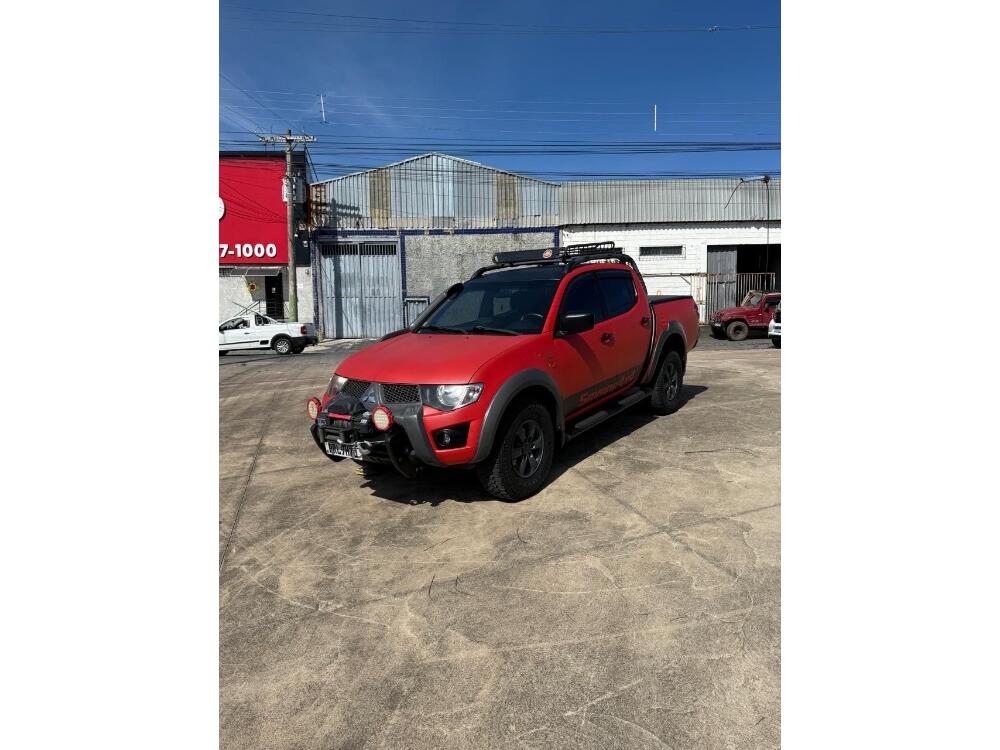 Mitsubishi L200