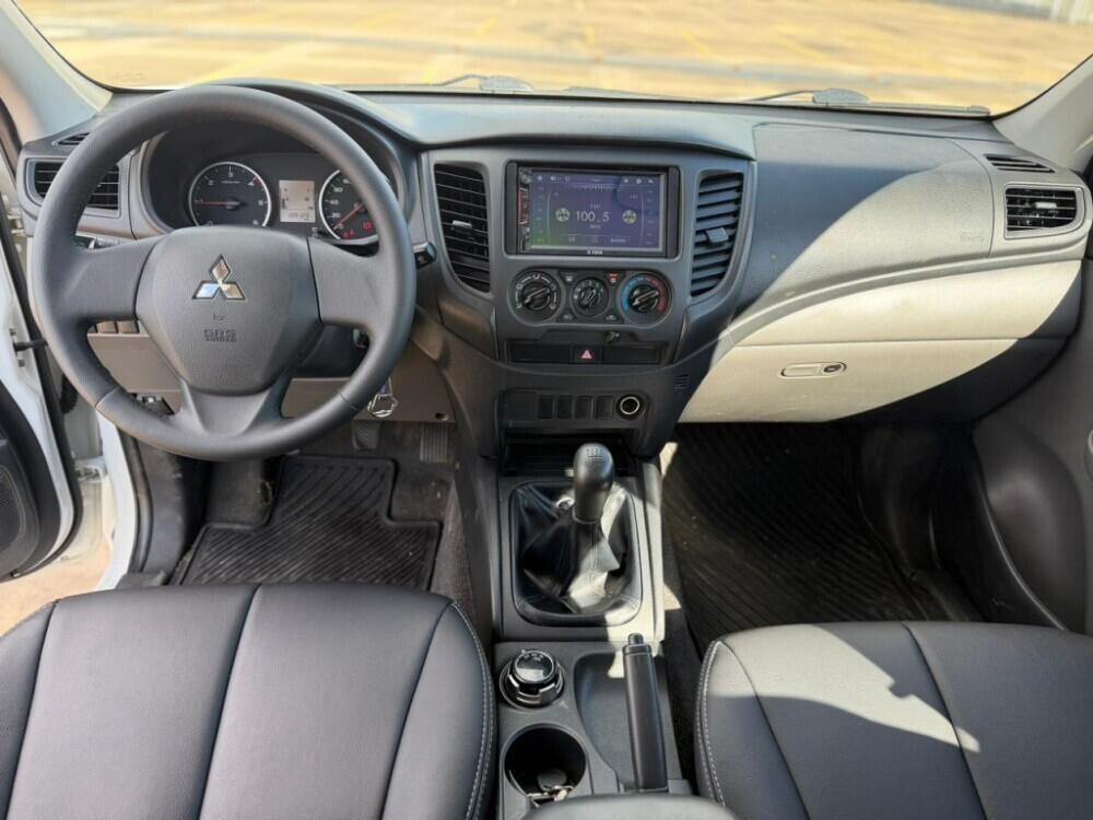Mitsubishi L200