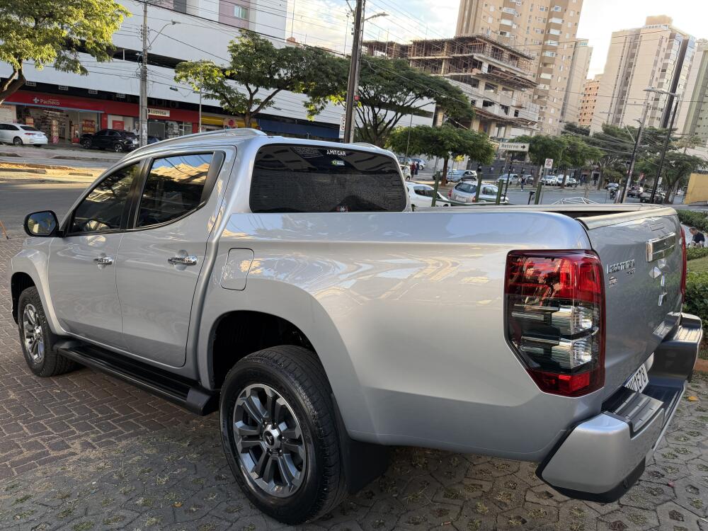 Mitsubishi L200