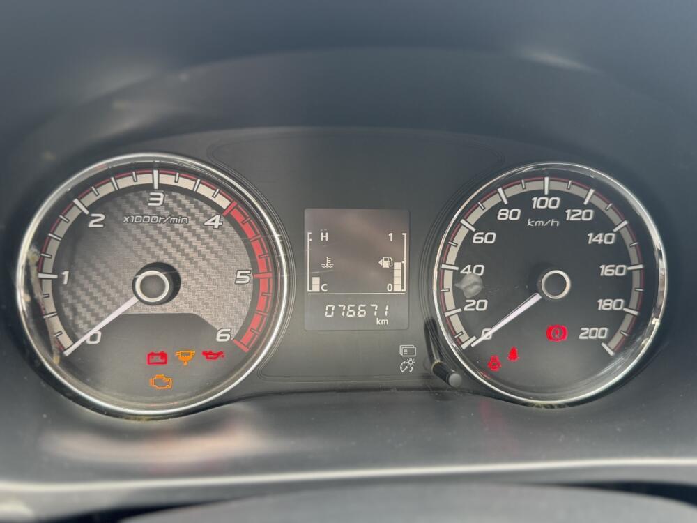 Mitsubishi L200