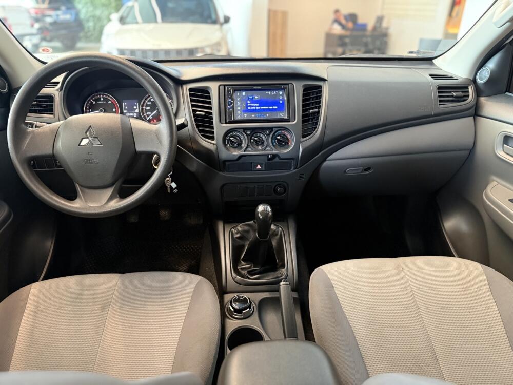 Mitsubishi L200