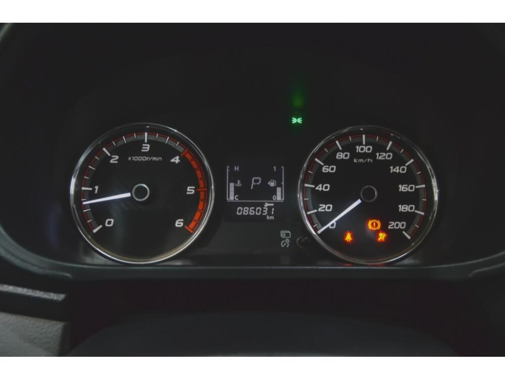 Mitsubishi L200