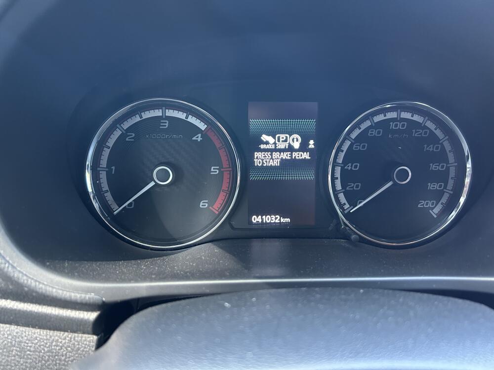 Mitsubishi L200