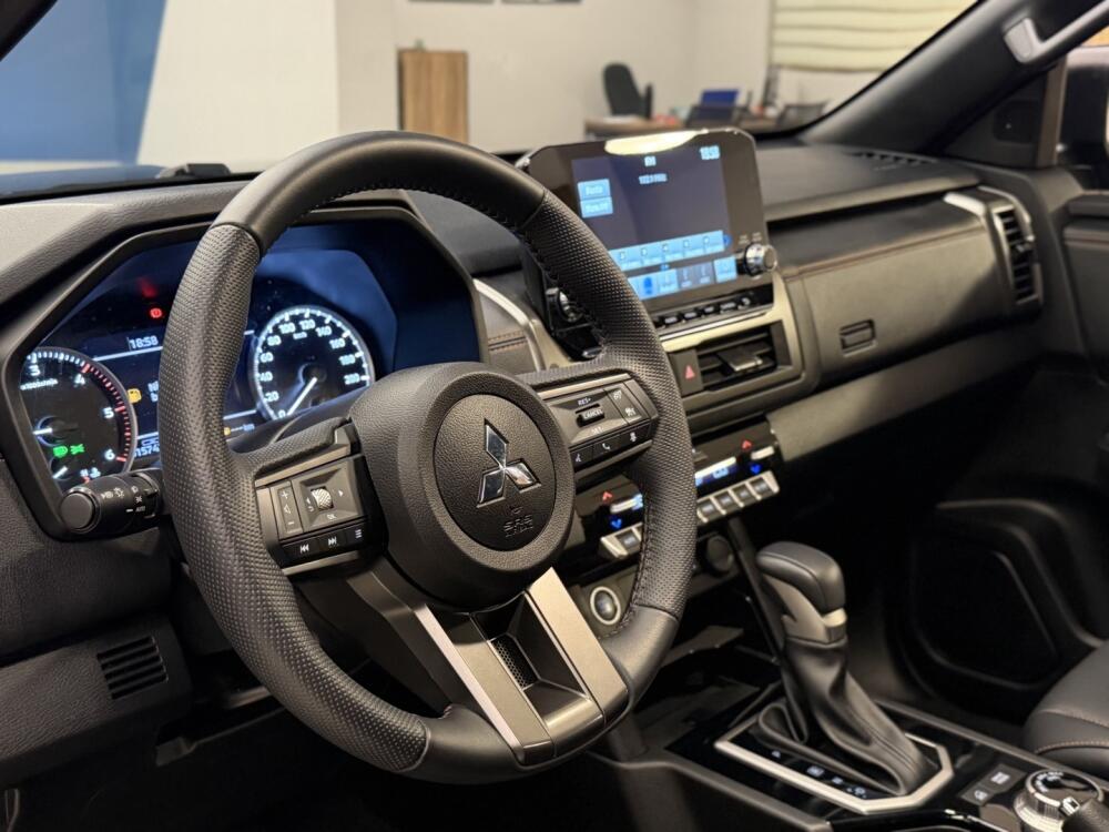 Mitsubishi L200