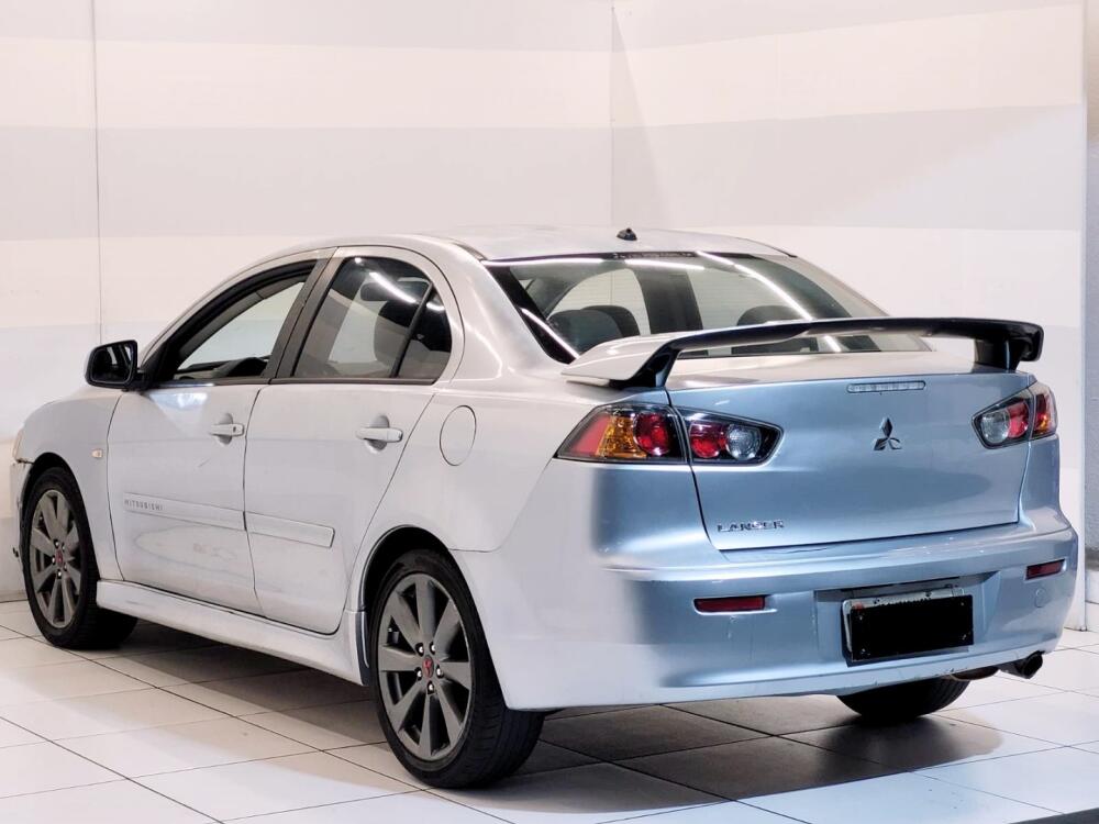 Mitsubishi Lancer