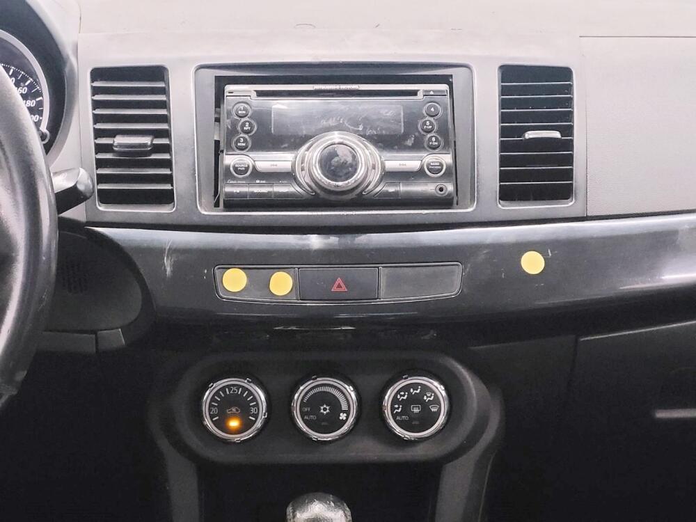 Mitsubishi Lancer