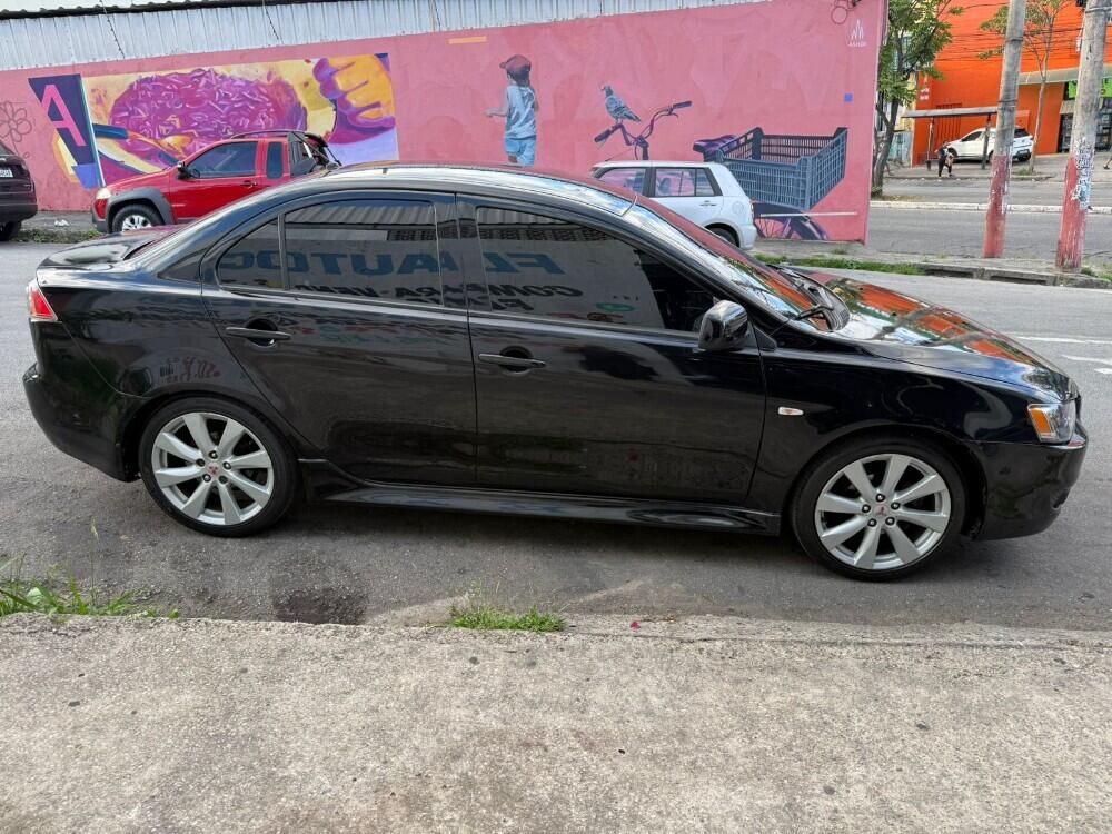 Mitsubishi Lancer