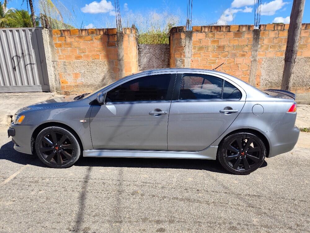 Mitsubishi Lancer