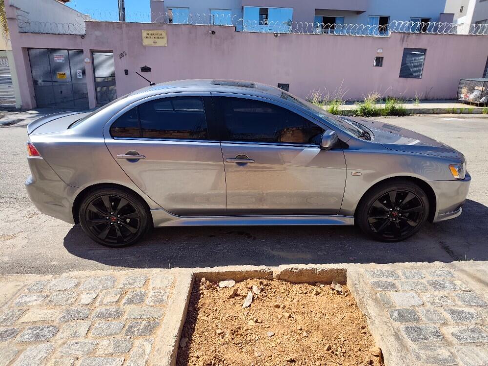 Mitsubishi Lancer