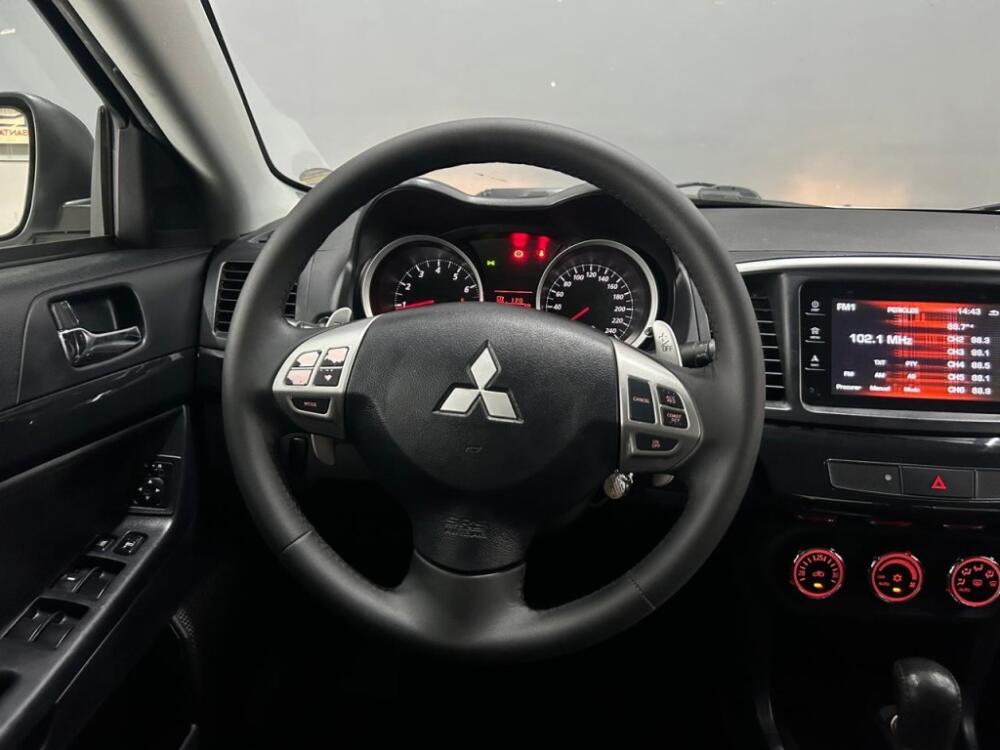 Mitsubishi Lancer