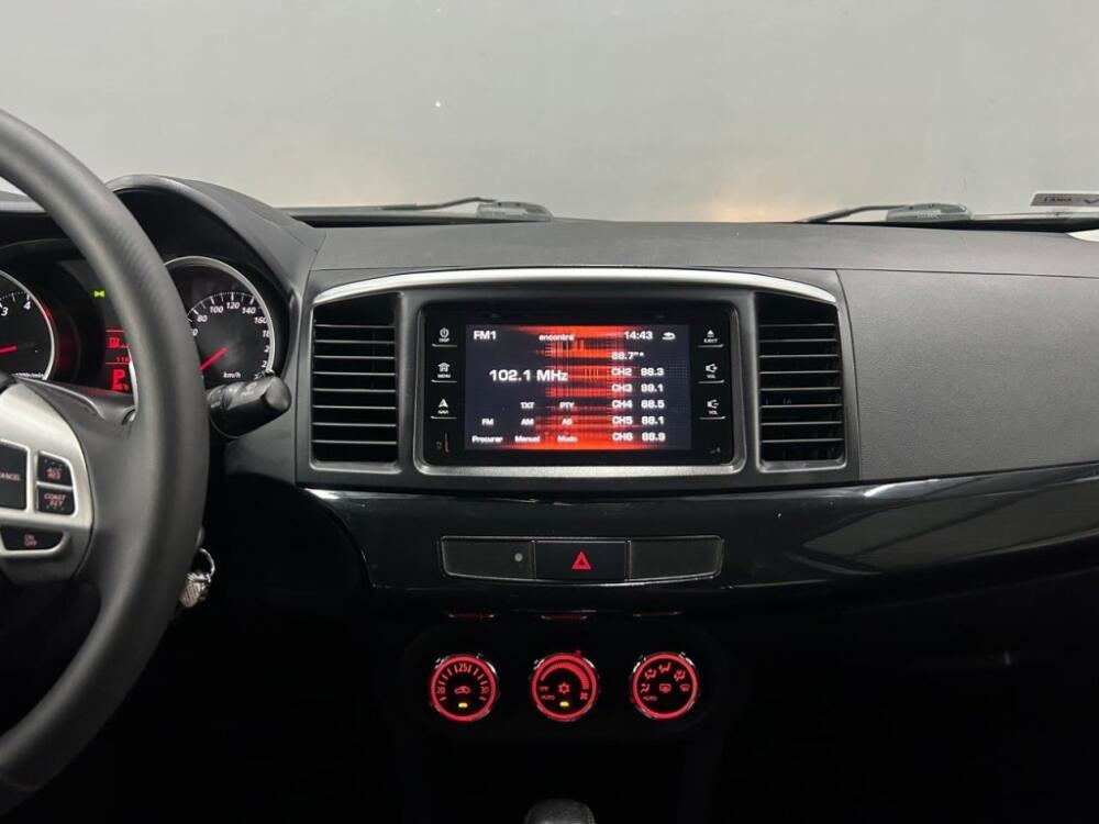 Mitsubishi Lancer