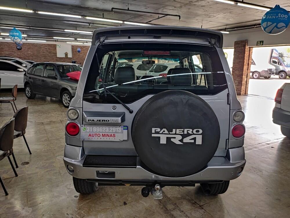 Mitsubishi Pajero TR4