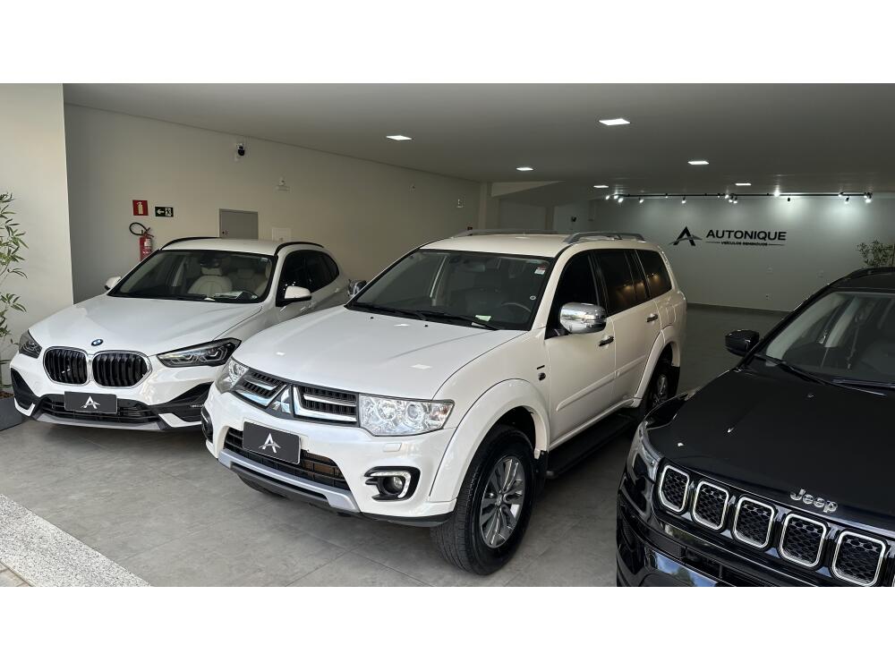 Mitsubishi Pajero Dakar