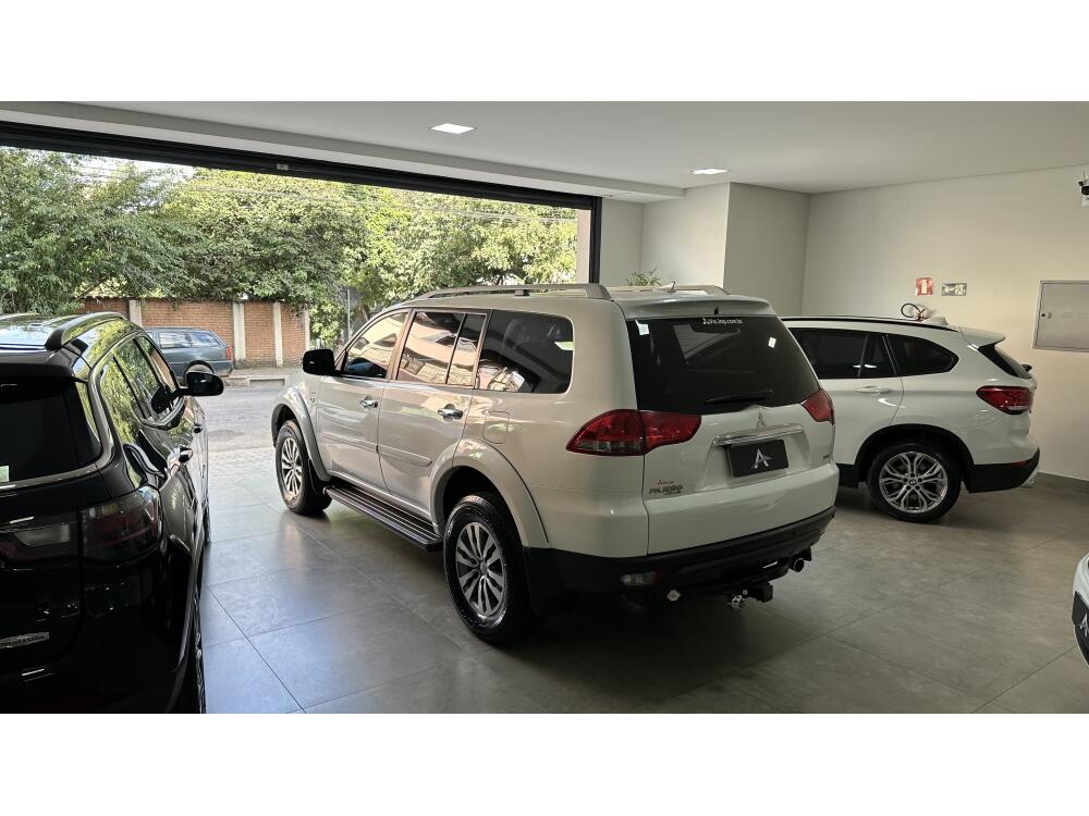Mitsubishi Pajero Dakar
