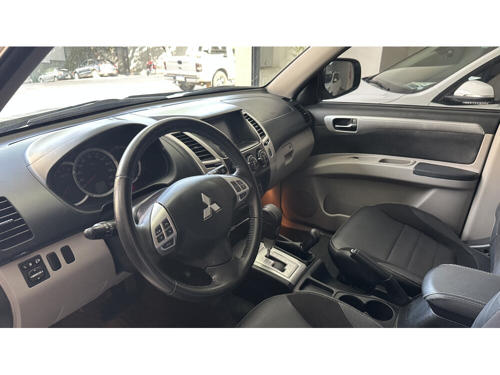 Mitsubishi Pajero Dakar