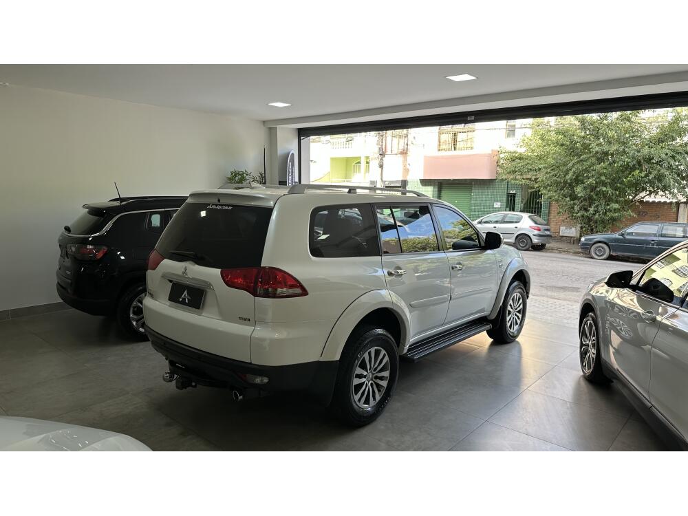 Mitsubishi Pajero Dakar