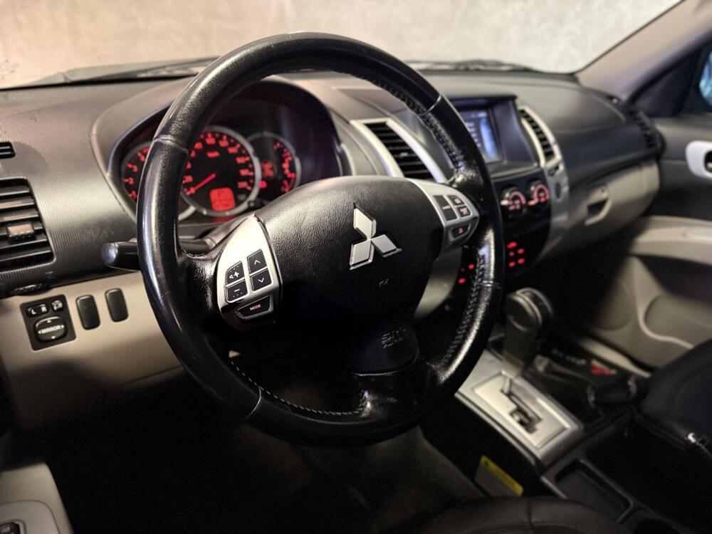 Mitsubishi Pajero Dakar