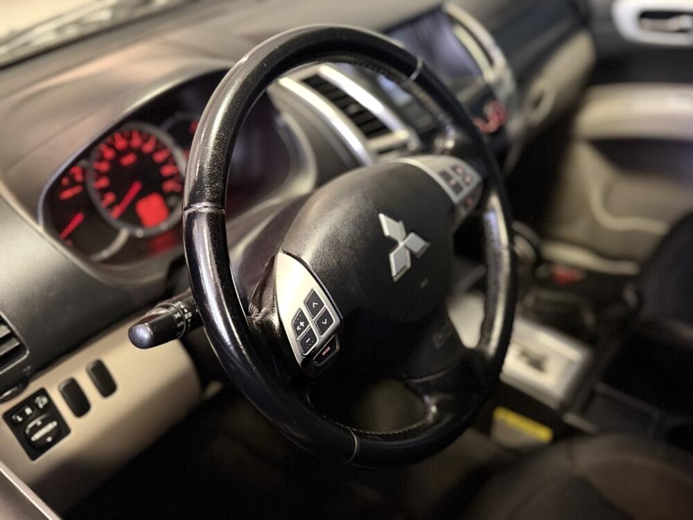 Mitsubishi Pajero Dakar