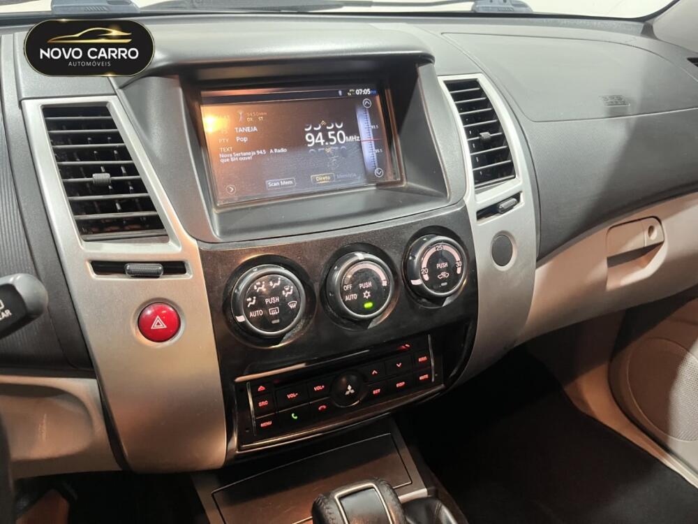 Mitsubishi Pajero Dakar