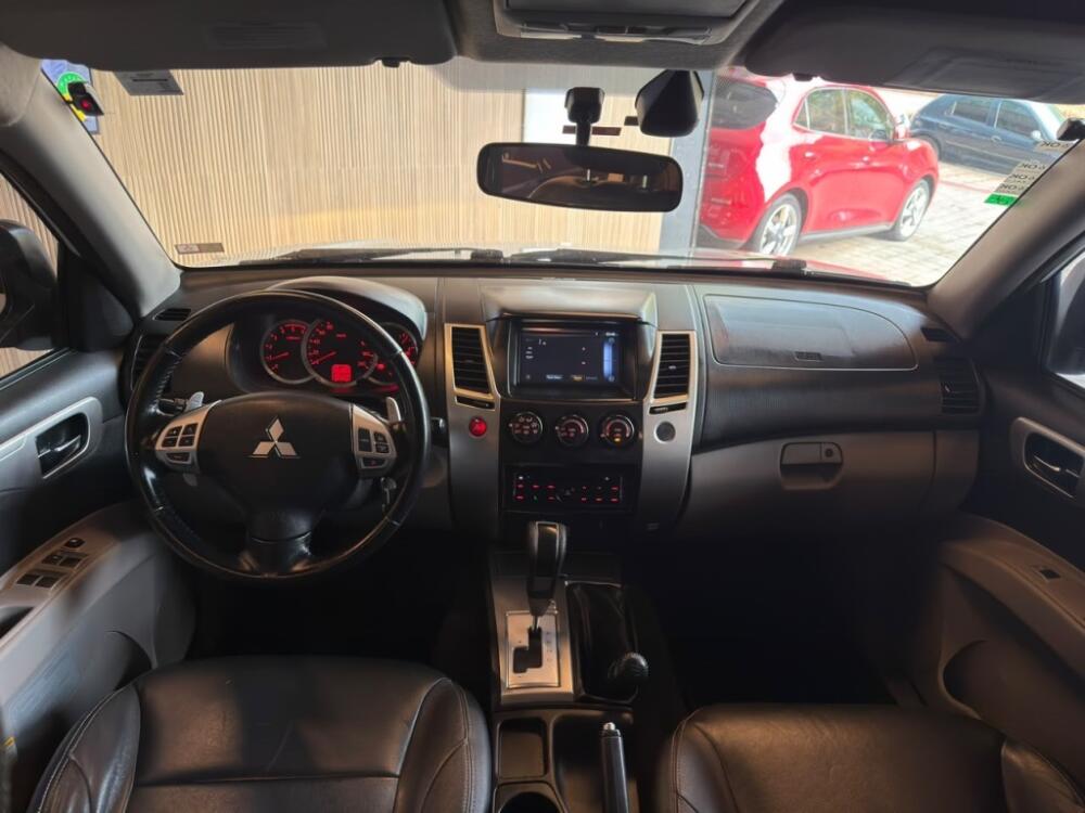 Mitsubishi Pajero Dakar