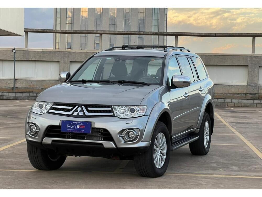 Mitsubishi Pajero Dakar /HPE 3.5 4x4 Flex 5p Aut. 2014