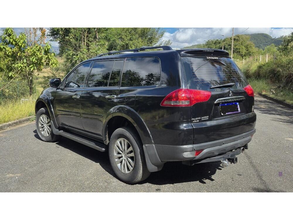 Mitsubishi Pajero Dakar