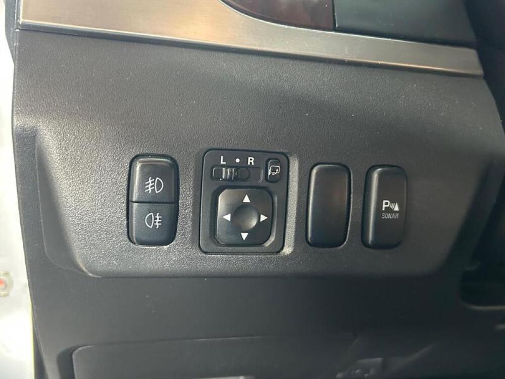 Mitsubishi Pajero Full