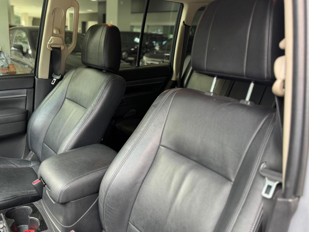 Mitsubishi Pajero Full