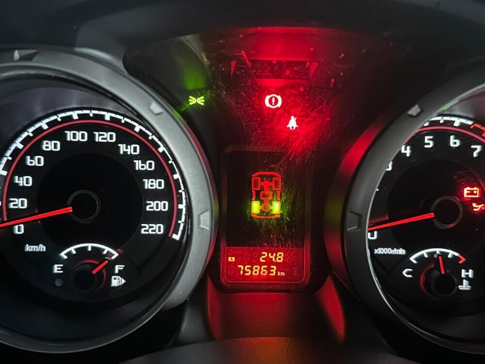 Mitsubishi Pajero Full