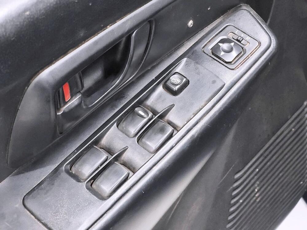 Mitsubishi Pajero IO