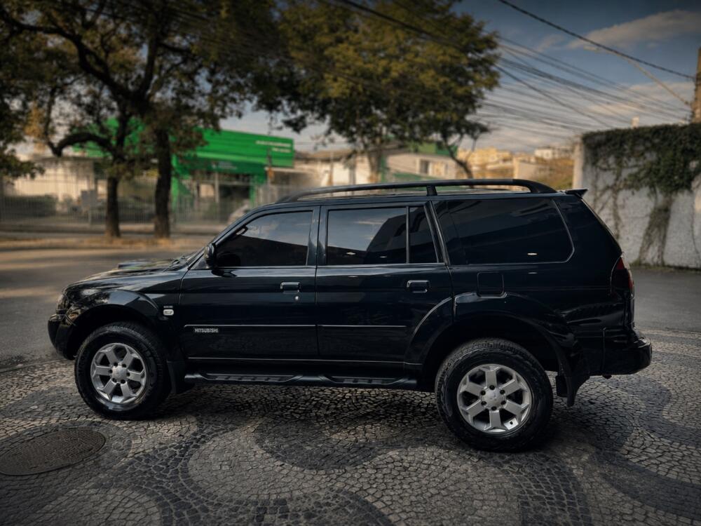 Mitsubishi Pajero Sport