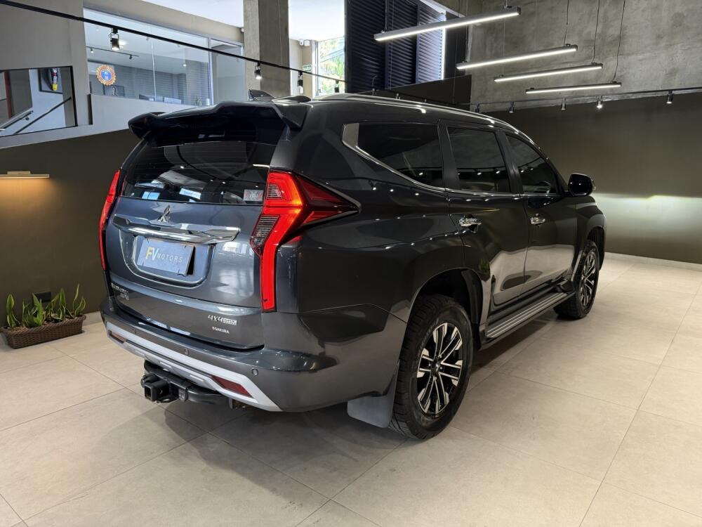 Mitsubishi Pajero Sport