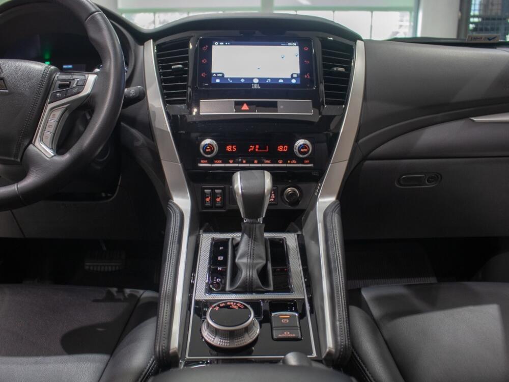 Mitsubishi Pajero Sport