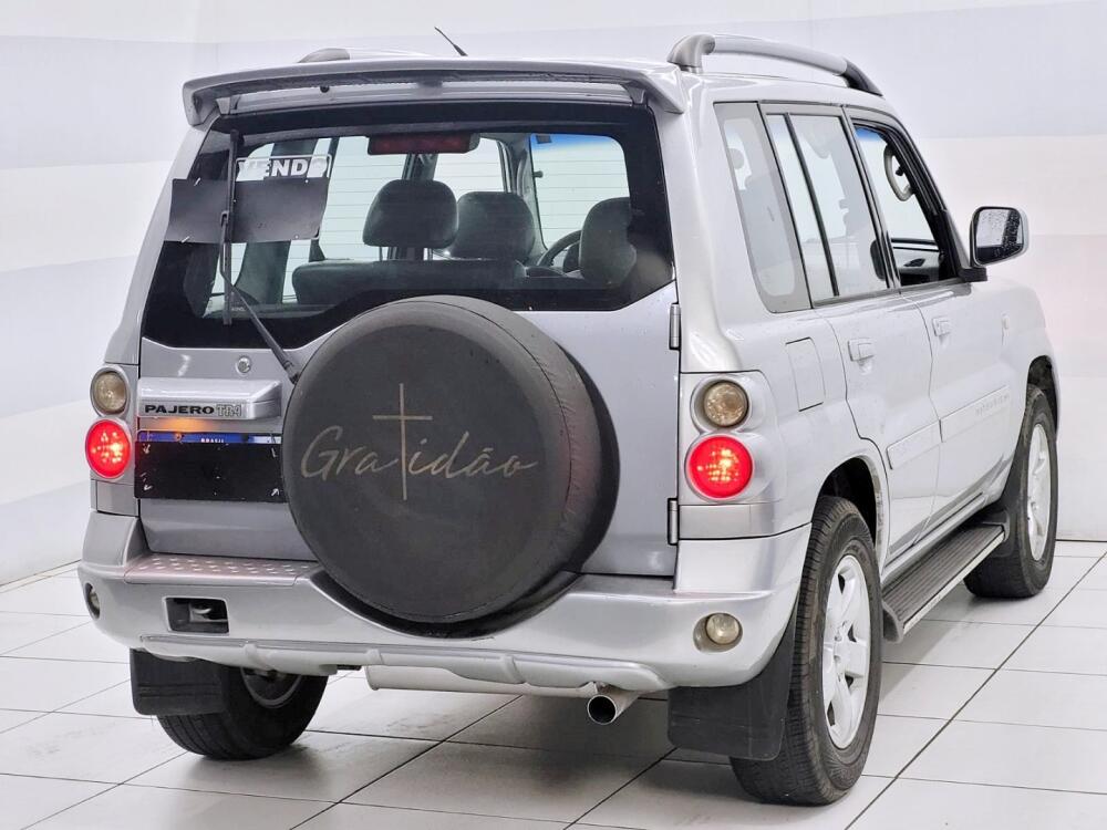 Mitsubishi Pajero TR4