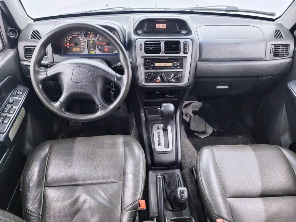 Mitsubishi Pajero TR4