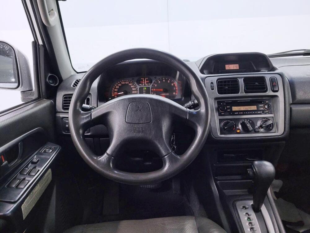 Mitsubishi Pajero TR4
