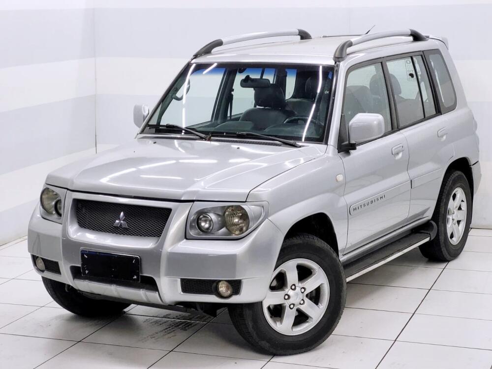 Mitsubishi Pajero TR4