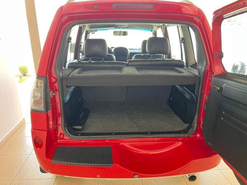 Mitsubishi Pajero TR4
